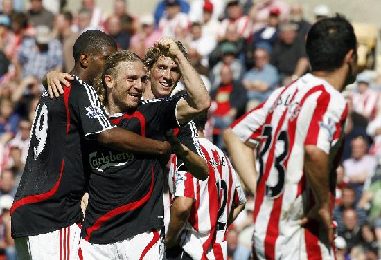 阿森纳为巴黎当红新援强势出击，利物浦加入争夺战引发激烈竞争