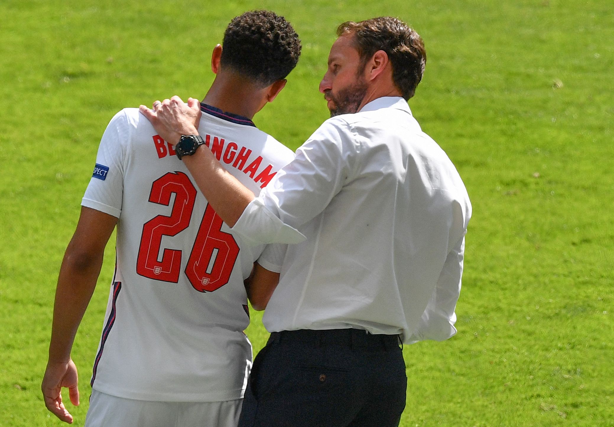 TA：休斯顿中场雷恩斯引人注目，尤文和城市集团都已进行联系