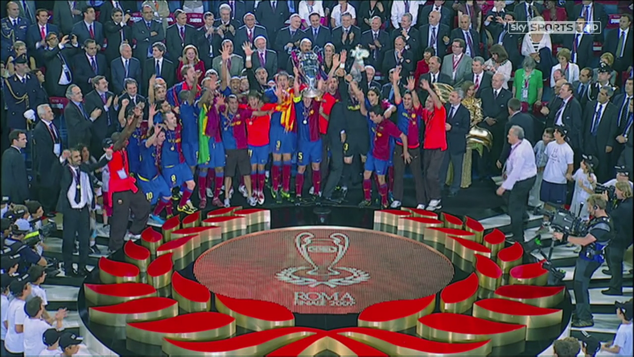 拉齐奥主场对阵博洛尼亚，预计小比分0-1或1-1，拉齐奥防守出色；曼城客场3-0胜桑德兰，英超形势激烈。